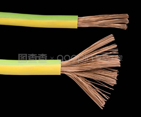 裸露的电缆和电线
